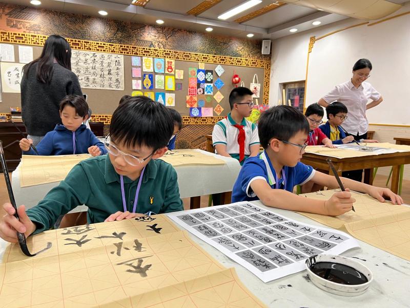 2425 Easter Students Exchange Trip (廣州綠翠現代實驗學校（怡樂校區）)