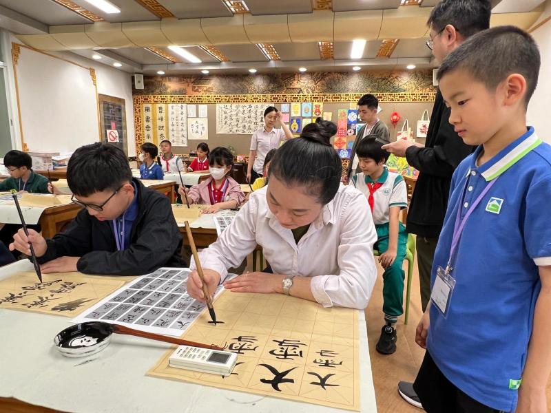 2425 Easter Students Exchange Trip (廣州綠翠現代實驗學校（怡樂校區）)