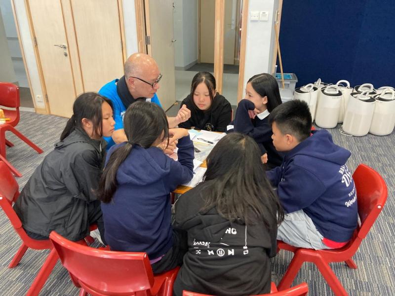 Reading Across the Curriculum: Intergenerational Learning Experience
