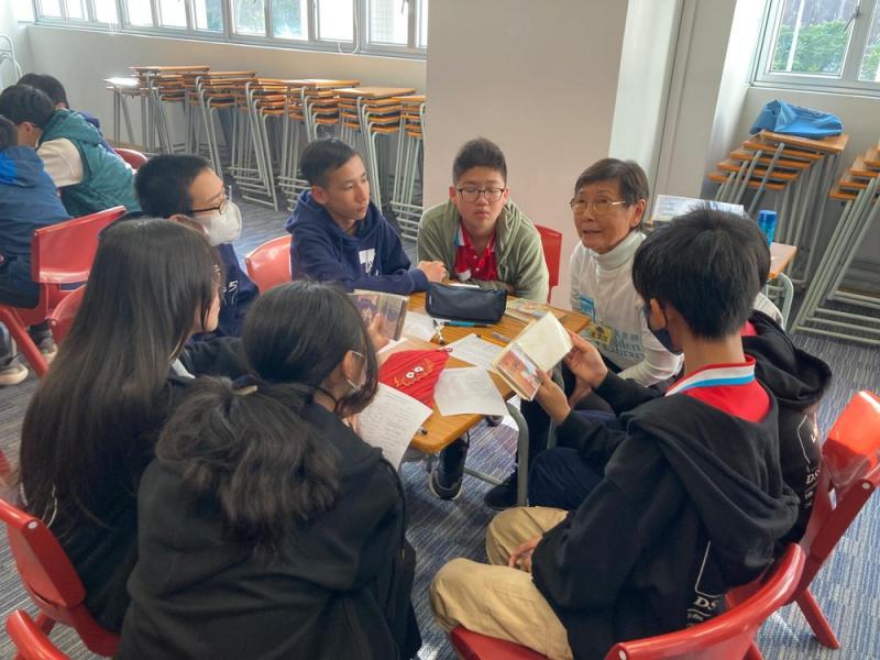 Reading Across the Curriculum: Intergenerational Learning Experience