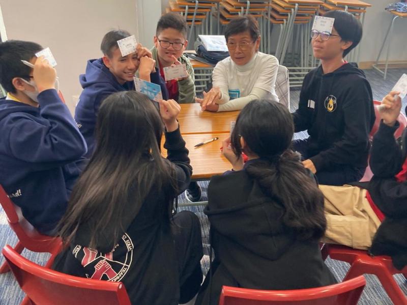 Reading Across the Curriculum: Intergenerational Learning Experience