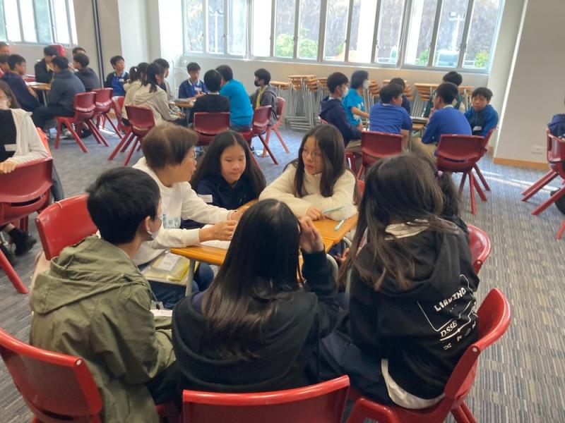 Reading Across the Curriculum: Intergenerational Learning Experience