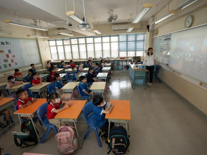 The HKCCCU Logos Academy Students Inspired by "Tiangong Class" Space Lecture to Foster National Pride and Scientific Exploration