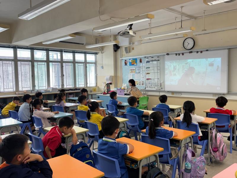 The HKCCCU Logos Academy Students Inspired by "Tiangong Class" Space Lecture to Foster National Pride and Scientific Exploration