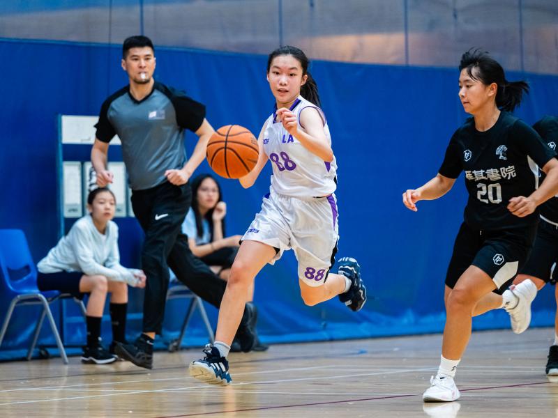 Our school girls' basketball team C grade achieved the third place in the Inter-School Basketball Competition (Kowloon District, Division 1)