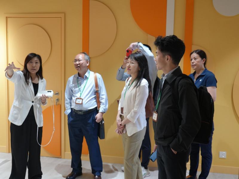 Jinan University visited Logos Academy