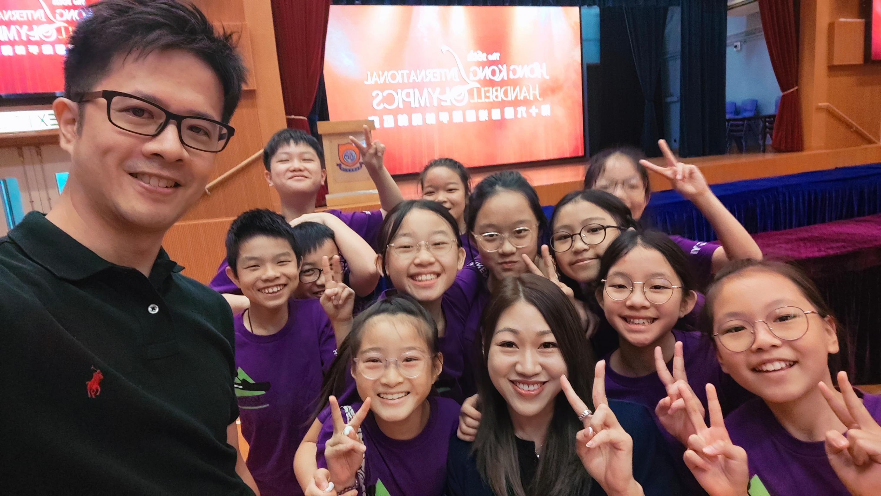 The 16th Hong Kong International Handbell Olympics – HKCCCU Logos Handbell Team was awarded the Prestige Silver Award in the Junior Handchimes group